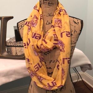 NWOT LSU Infinity Scarf